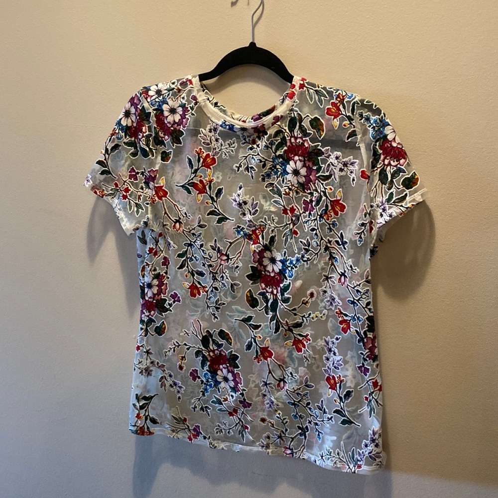 A New Day Colorful Sheer White Floral Flowers Short Sleeve Blouse Size M EUC
